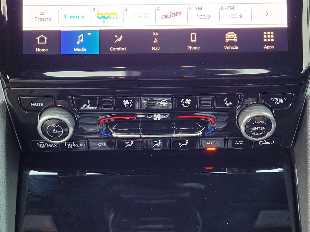 2022 Jeep Grand Cherokee 4xe Overland