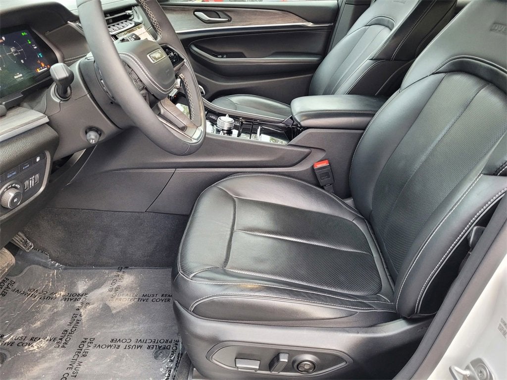 2022 Jeep Grand Cherokee 4xe Overland