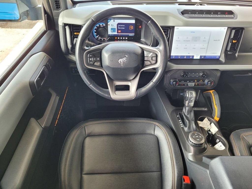 2023 Ford Bronco Base