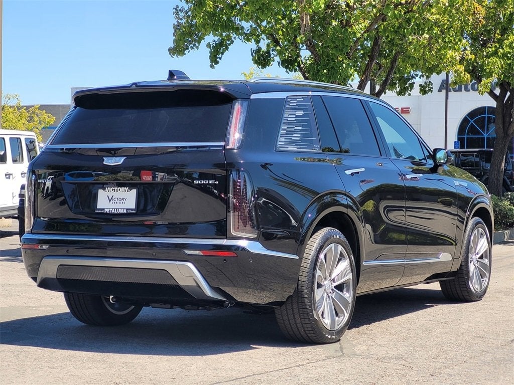 2026 Cadillac VISTIQ Luxury