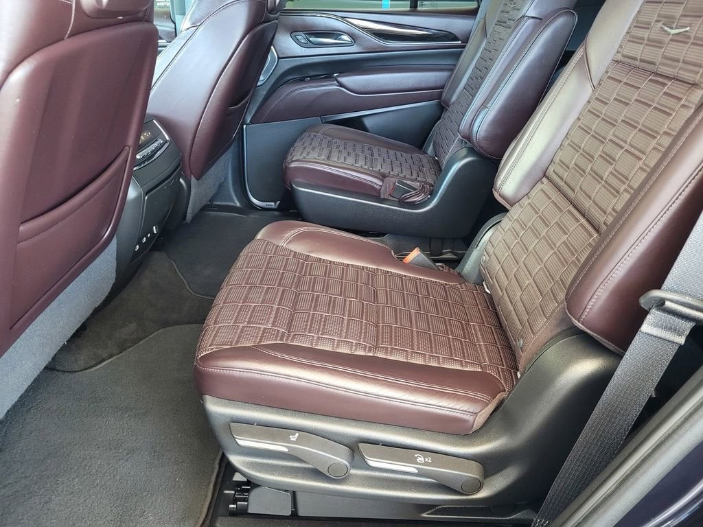 2022 Cadillac Escalade Sport Platinum