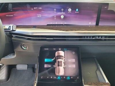 2026 Cadillac Escalade ESV Platinum Sport