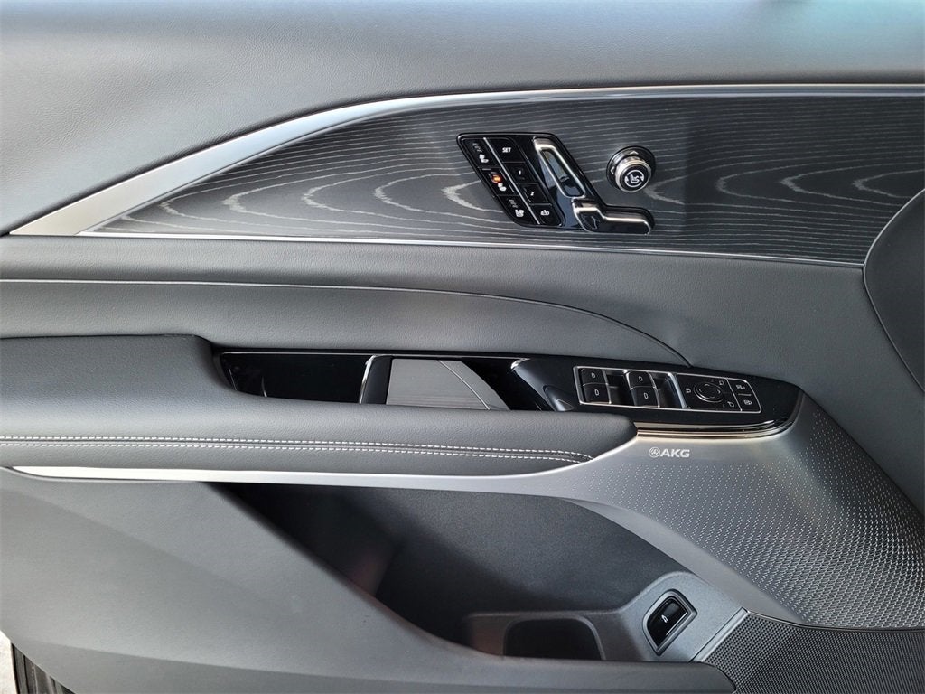 2026 Cadillac LYRIQ V-Series