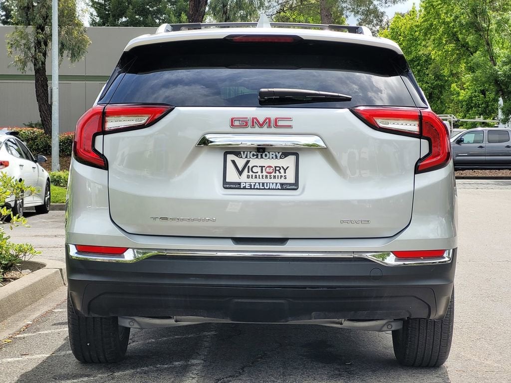 2022 GMC Terrain SLT