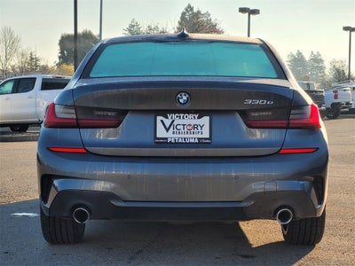 2022 BMW 3 Series 330e