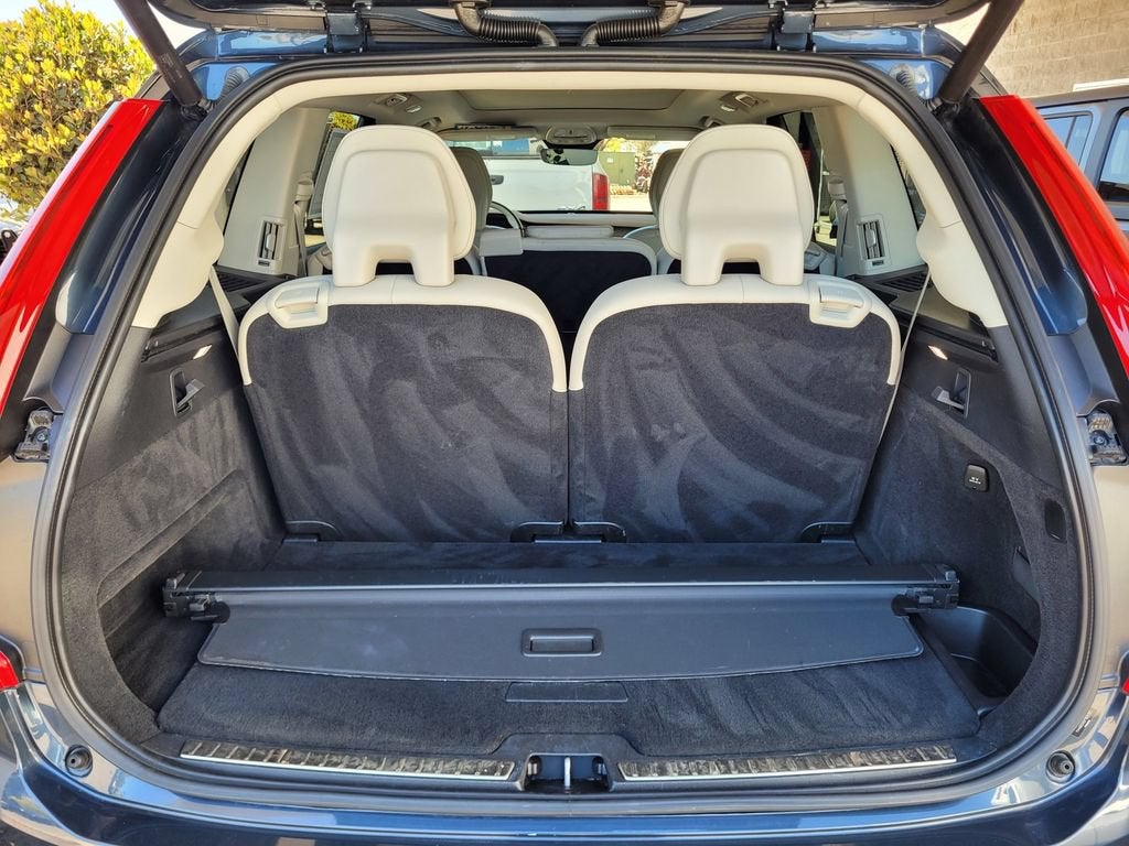 2023 Volvo XC90 Recharge Plug-In Hyb Plus Bright Theme